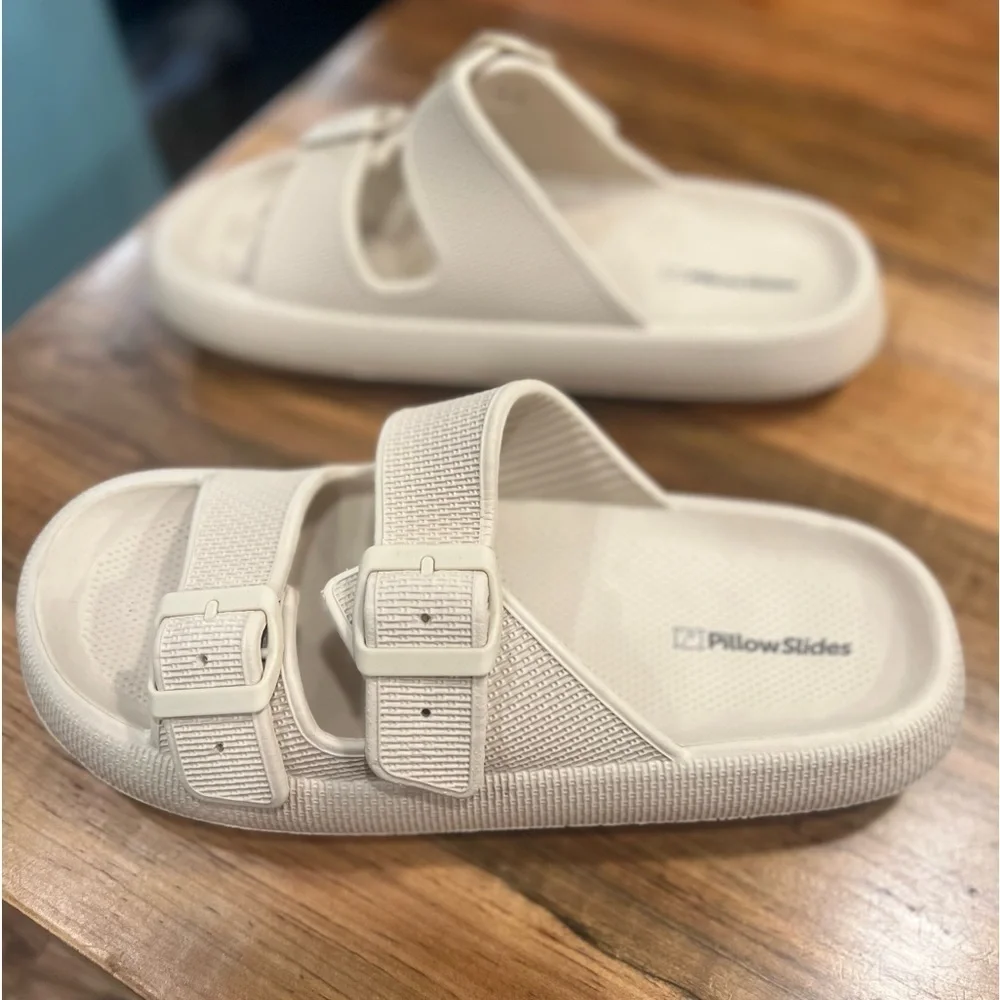 Pillow slides in GUC size 8.5/9